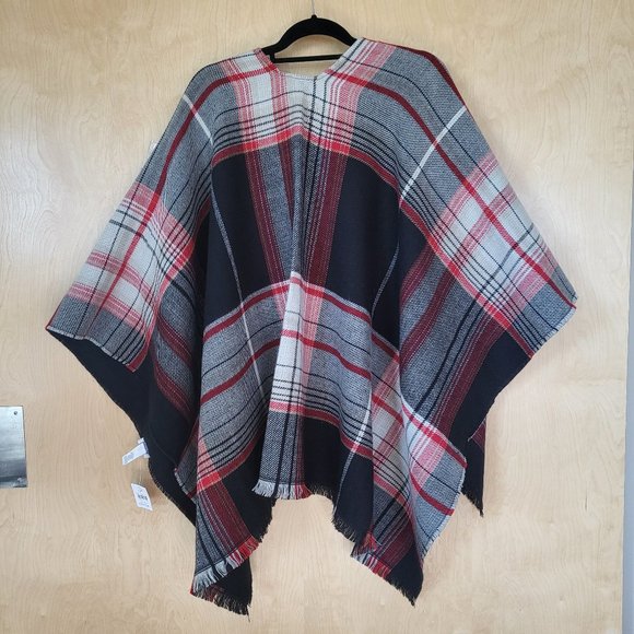 J. Jill Fringe-Trimmed Plaid Ruana Black/Red One Size - Picture 3 of 10